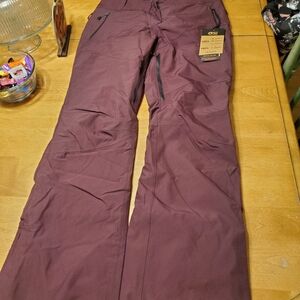 PICTURE expidition line size L ski pants. Never worn! New with tags